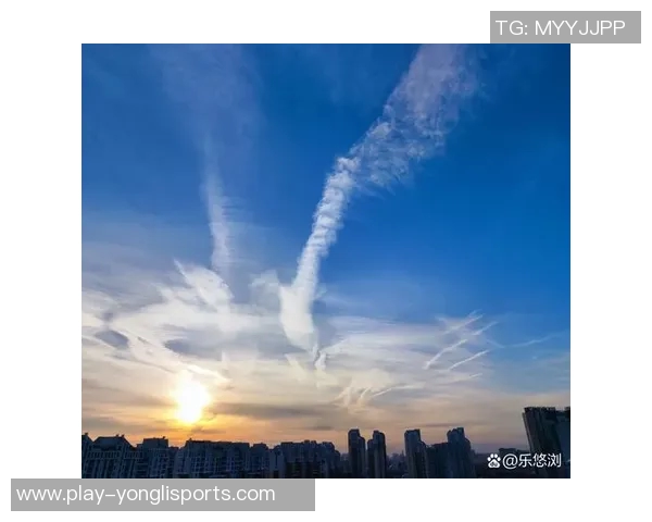 天空与太阳的交响曲探讨光影交织下的自然之美与生命的意义